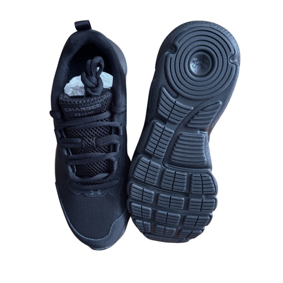 NWT Under Armour Charged Assert (D width) women’s sneakers. SZ 8.5 Wide fit! - Picture 5 of 7